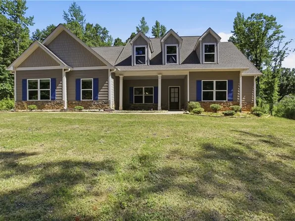 45 Hawthorn Ln, Covington, GA 30014