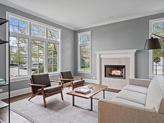 4th image of 1701 Kendale Dr