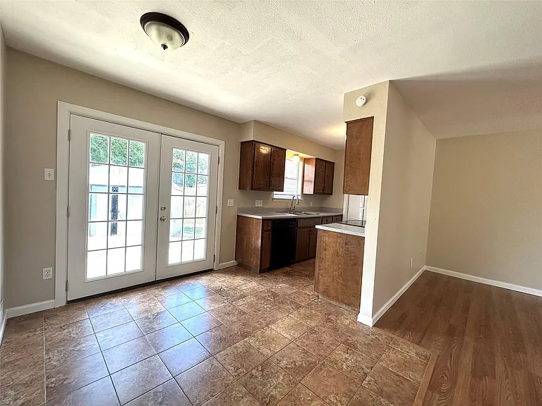 1602 Sagebrush Dr — Photo 5