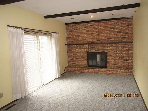 5th image of 17612 Fleetwood Ln