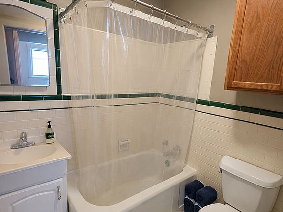 3rd image of 704 N 6th St #0B-1Ba-259Sqft