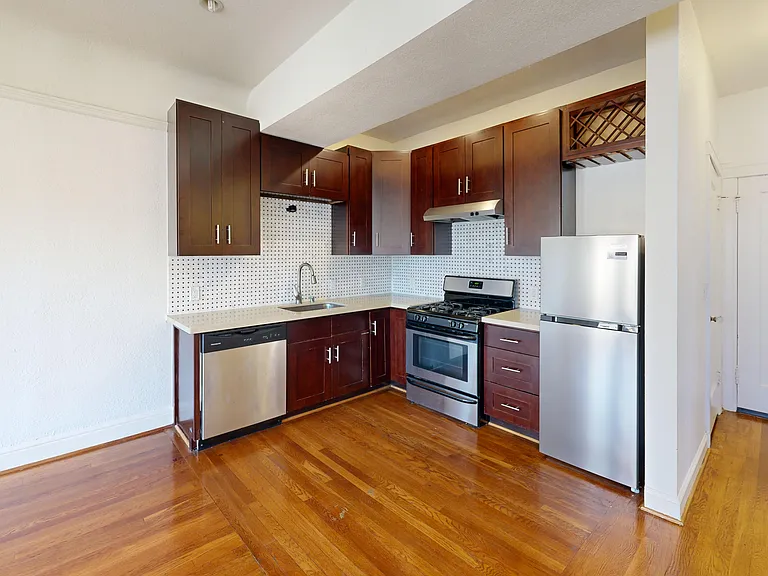 500 Stanyan Street — Photo 22