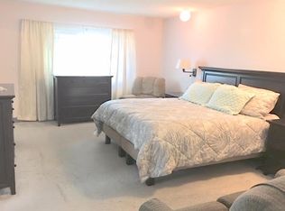 19548 Los Alimos St, Porter Ranch, CA 91326