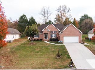 7625 Wilderness Path Rd, Corryton, TN 37721