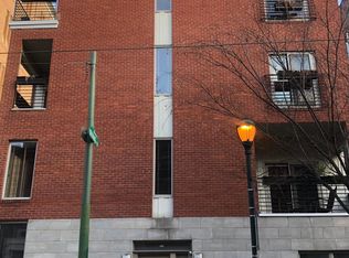 271 S 11th St, Philadelphia, PA 19107