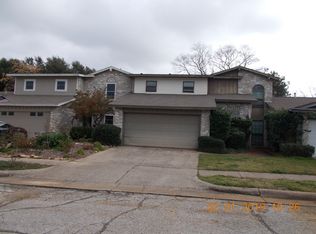 1620 Willow Ln, Euless, TX 76039