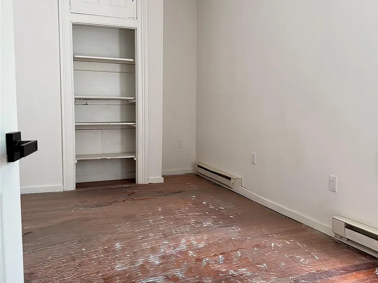 50 S Montgomery St #4 — Photo 10