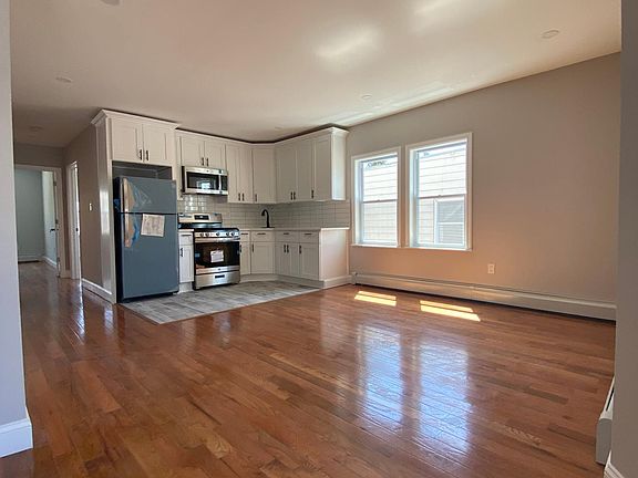 3rd image of 8635 78th St Floor 2
