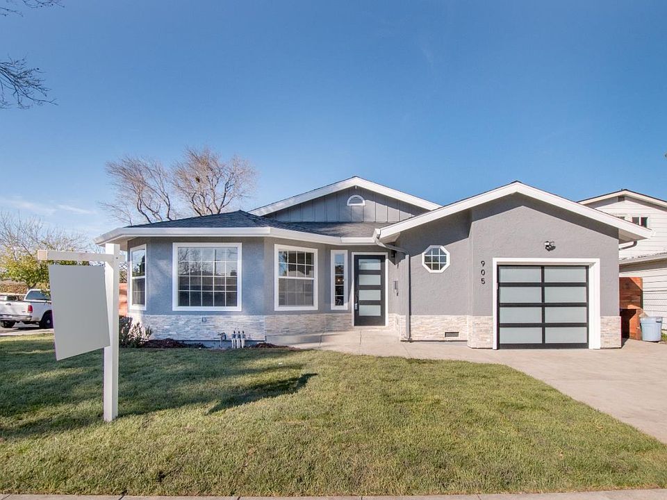 1st image of 905 Almaden Ave