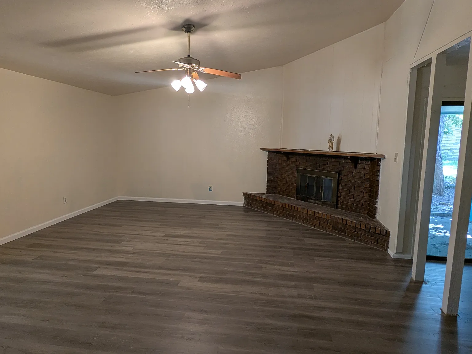 3 bed, 1508 sqft, $2,000 — Photo 4