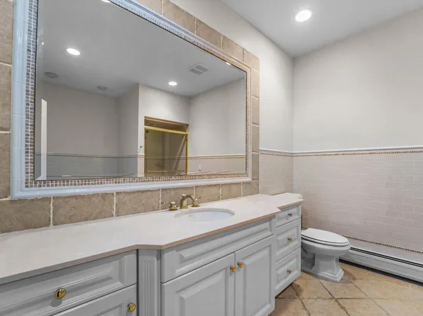 1 Euclid Road image 34 of 50