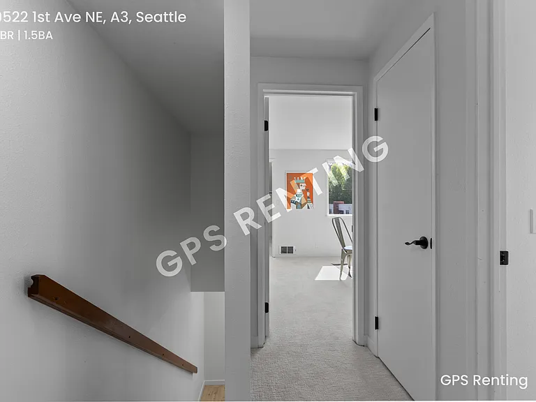 9522 1st Ave NE #A3 — Photo 18