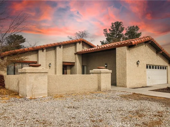 19976 Eyota Rd, Apple Valley, CA 92308