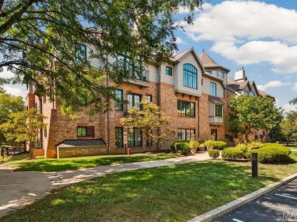 127 E Clinton Pl APT 3B, Saint Louis, MO 63122