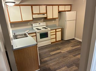 13028 Prairie View Dr APT 3, Dewitt, MI 48820