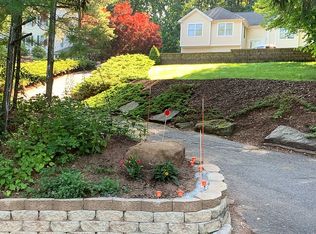 1971 Parker St, Springfield, MA 01128