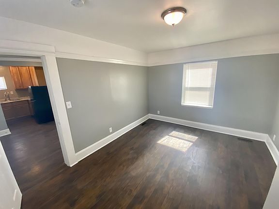 4th image of 2015 W 47th St APT 2