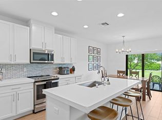4507 E Aqua Bella Ln, Fort Lauderdale, FL 33312
