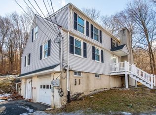 120 Edison Rd, Lake Hopatcong, NJ 07849