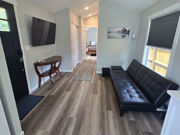 3rd image of 26131 166th St SE