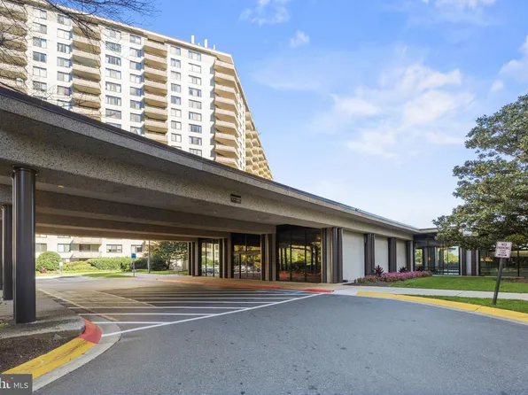 5225 Pooks Hill Rd APT 421N, Bethesda, MD 20814