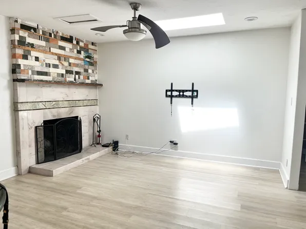 14136 Halper Rd, Poway, CA 92064