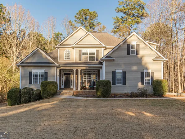 125 Lyndhurst Way, Sharpsburg, GA 30277