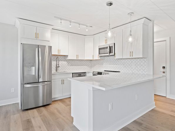 100 Windermere Ave APT 301