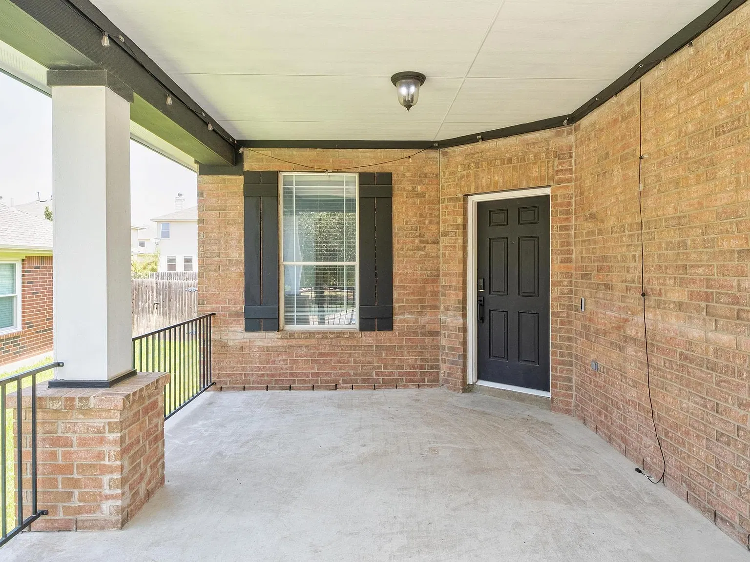 3 bed, 2.0 bath, 1731 sqft, $1,925 — Photo 4