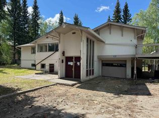 205 Madcap Ln, Fairbanks, AK 99709