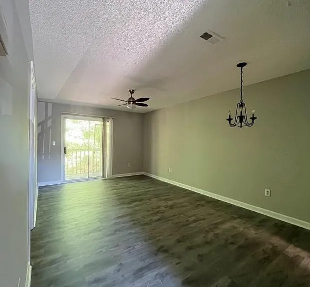 700 Simpson Rd — Photo 7