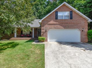 722 Devictor Dr, Maryville, TN 37801