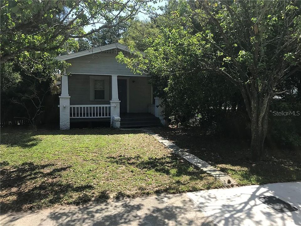 1st image of 301 N Albany Ave