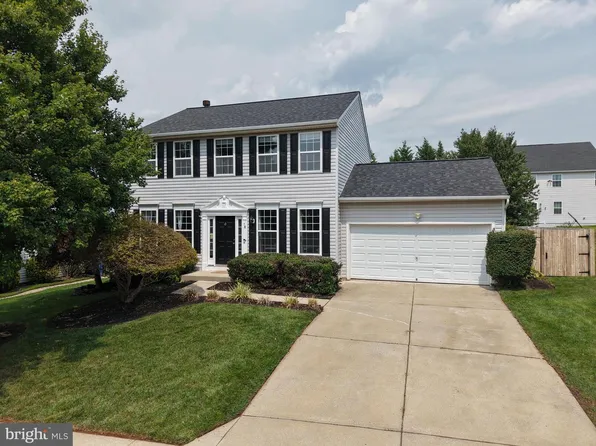 18 Bowie Mill Ave, Taneytown, MD 21787
