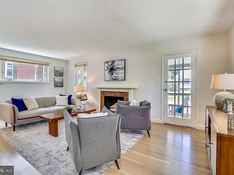 4400 Rosedale Ave — Photo 7