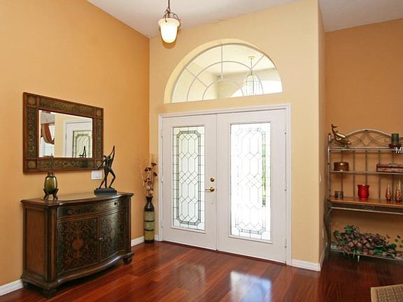 3rd image of 10931 Lemay Dr