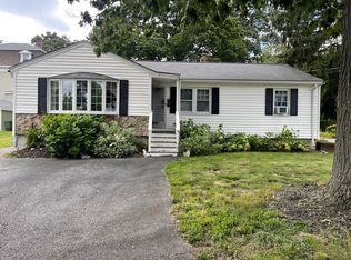 4 Grant St, Milford, MA 01757