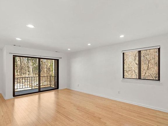 A lot of light in this quiet corner unit!