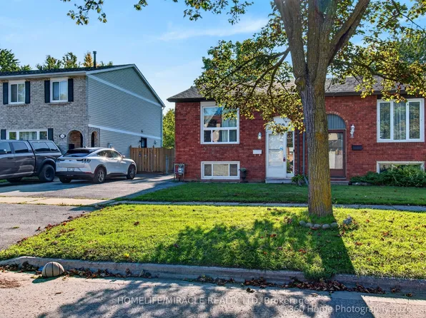 130 Londonderry St, Oshawa, ON L1J 6Z3