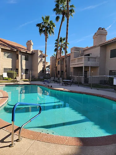 930 N Mesa Dr Photo 1