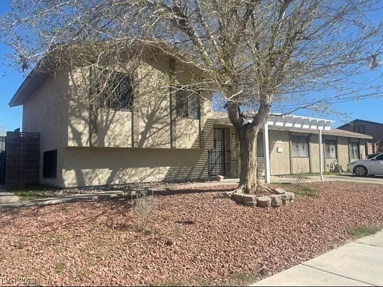 4947 San Rafael Ave — Photo 1