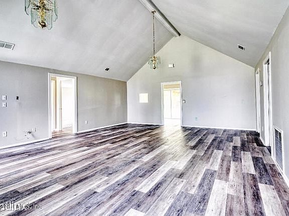 5th image of 1231 Pioneer Dr