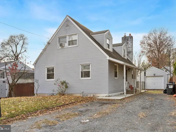 820 Keystone St, Croydon, PA 19021