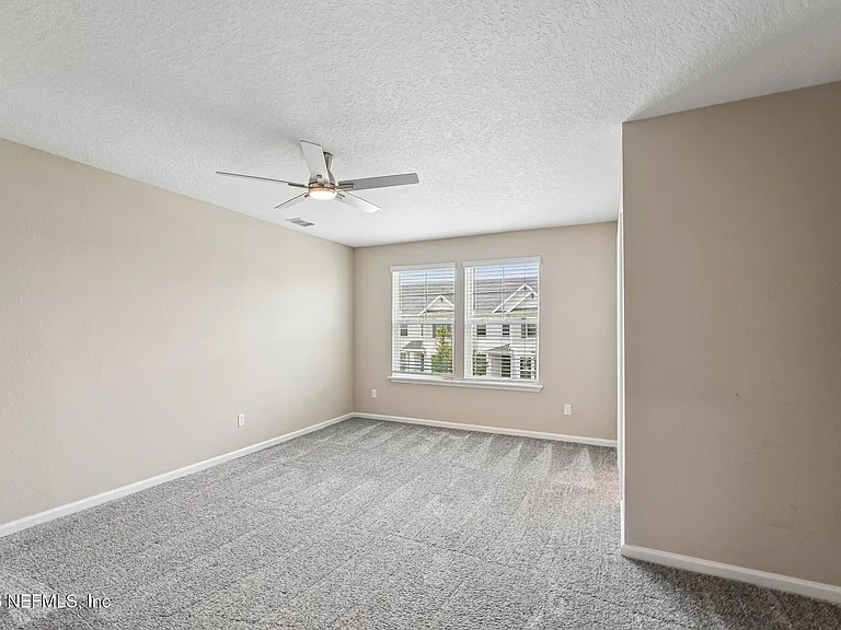 120 Appleton Ct — Photo 29