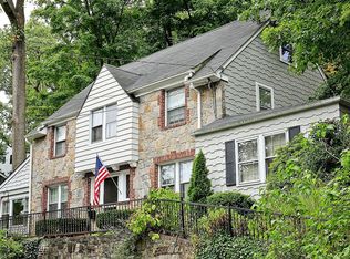 17 Hillburn Rd, Scarsdale, NY 10583