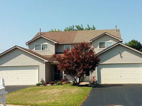 3rd image of 467 Newport Cir