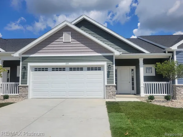 109 Crescent Ave, Linden, MI 48451