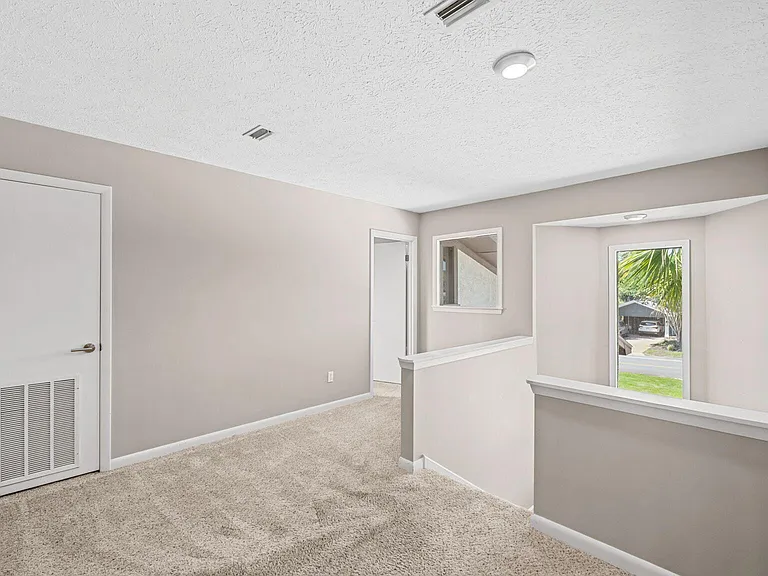 134 Marlin Cir — Photo 37