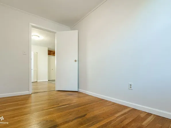 178 Avenue F image 11 of 14