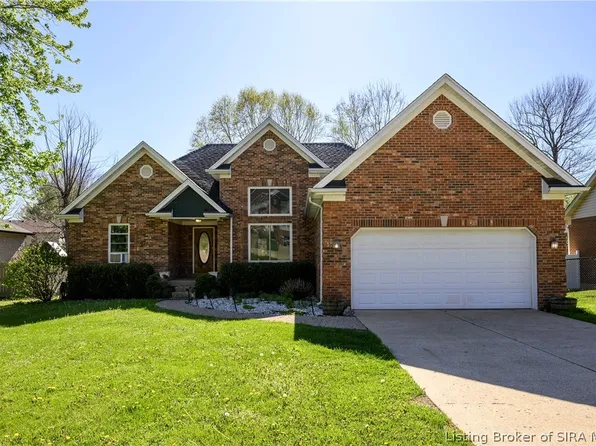 4247 Sunrise Drive, Sellersburg, IN 47172